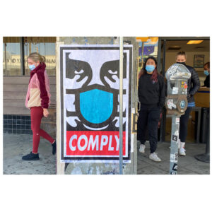 COMPY - 36x24